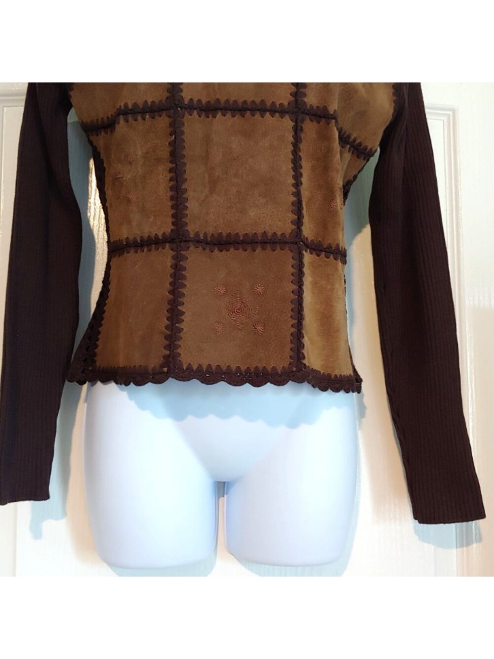 Womens Suede Patchwork Sweater Tonal Embroidered Western Boho Granny 90s - Picture 4 of 8